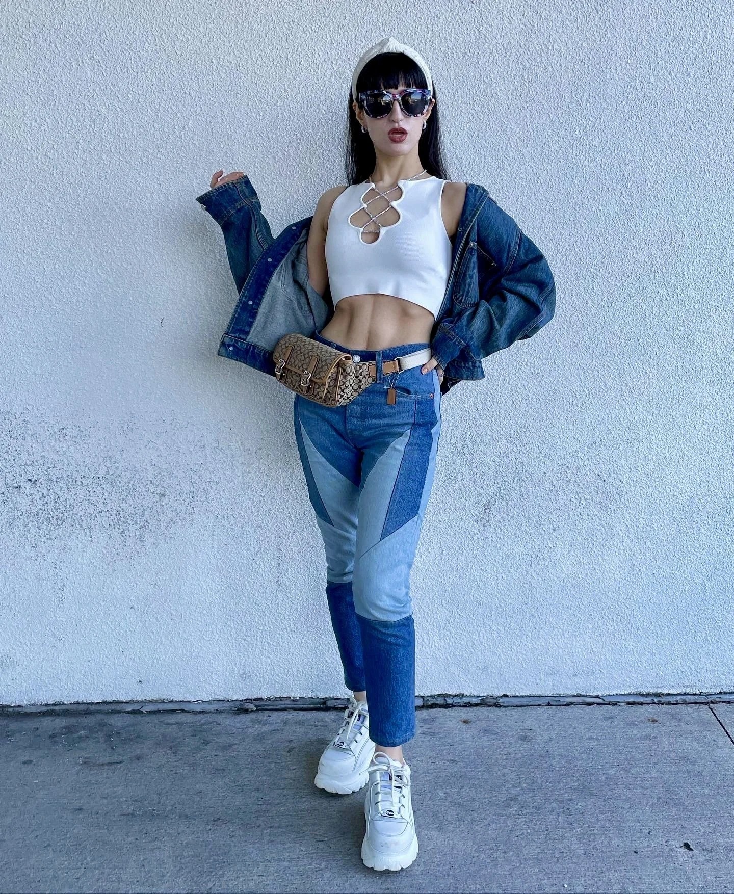 How To Wear Jeans (Outfit Inspiration) — Sarah Freia